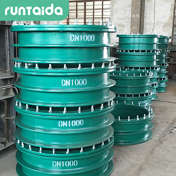 DN200钢制防水套管柔性