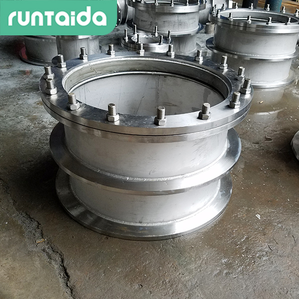 DN200不锈钢柔性防水套管